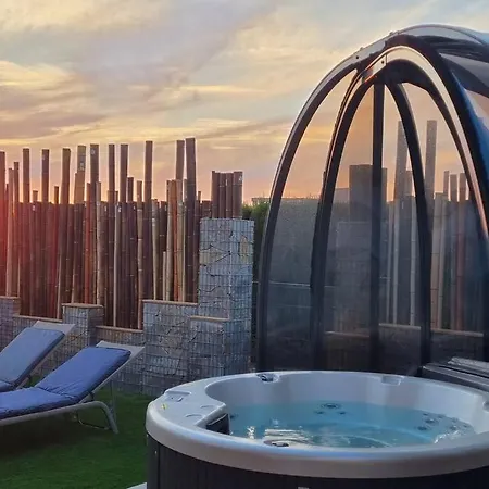 Sunset Sea View & Garden 6p Max بيت للعطل