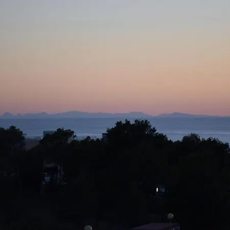 Holiday home Sunset Sea View & Garden 6p Max